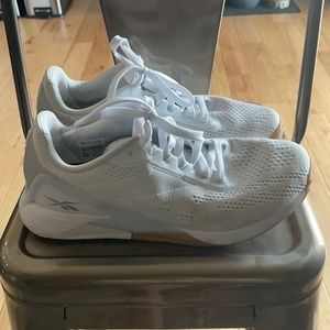 Women's Nano X1 Sz 8.5